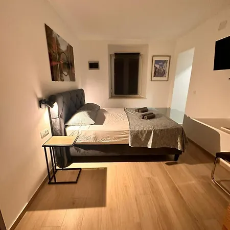 Apartment Old *** Pula