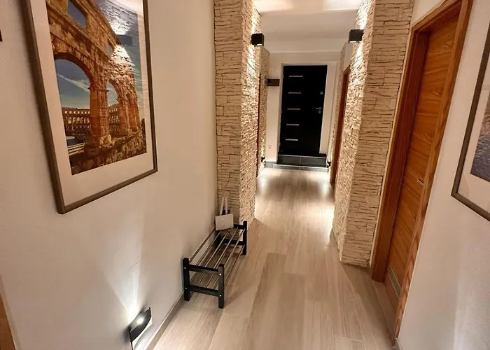 Апартаменты Old *** *