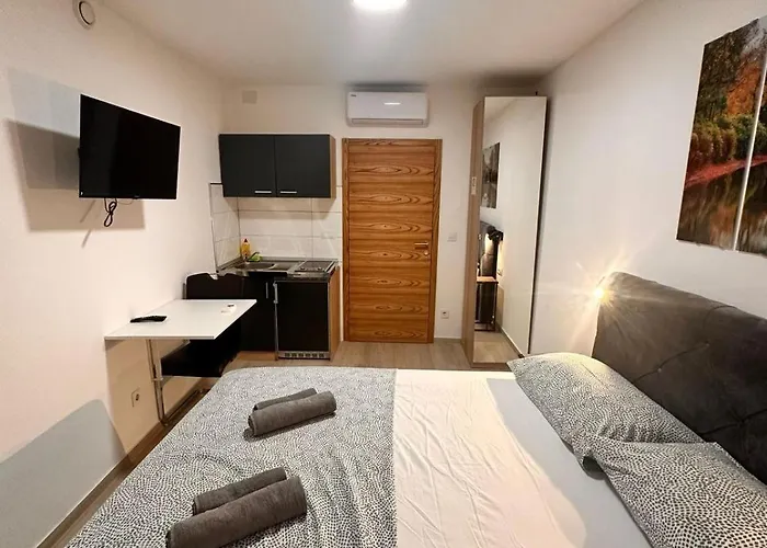 Апартаменты Old *** *