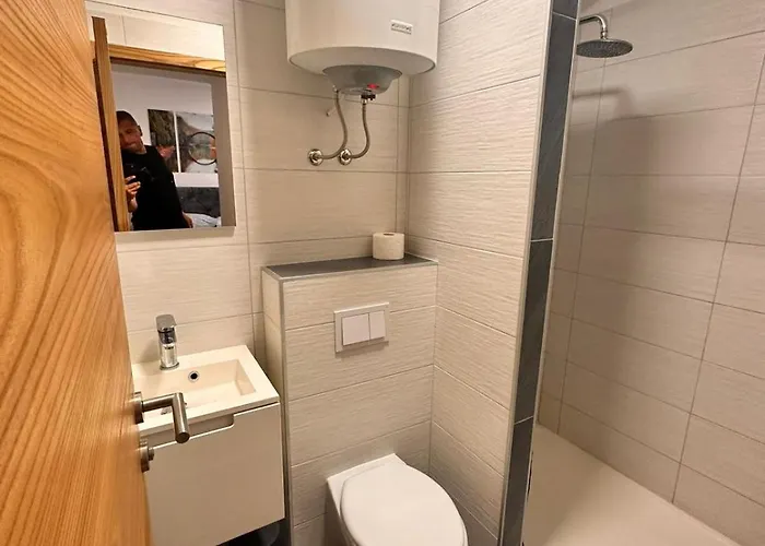 Апартаменты Old ***