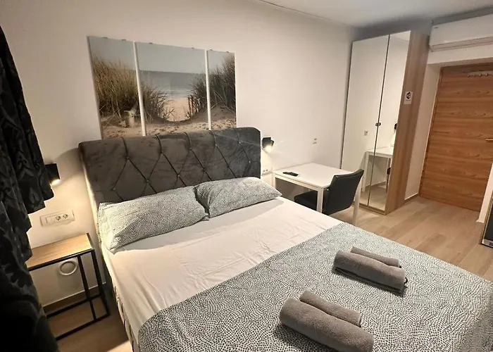 Апартаменты Old *** *