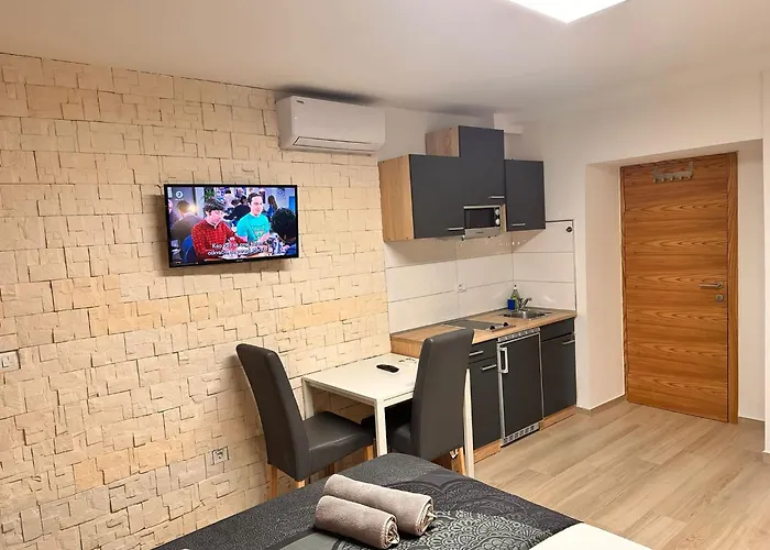 Апартаменты Old *** *