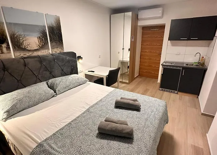 Апартаменты Old *** *